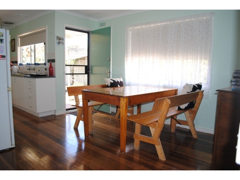 27 Barr Street, Maryborough VIC 3465