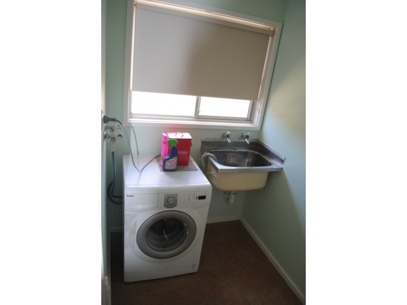 27 Barr Street, Maryborough VIC 3465