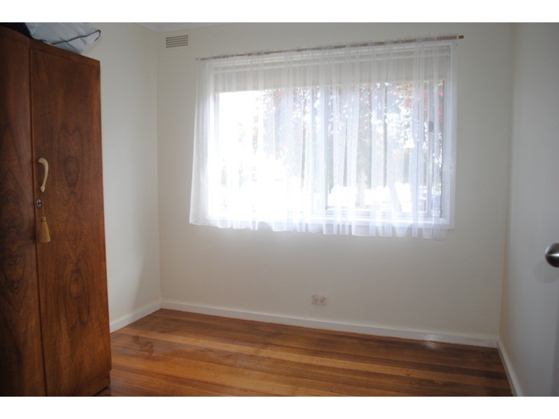 27 Barr Street, Maryborough VIC 3465