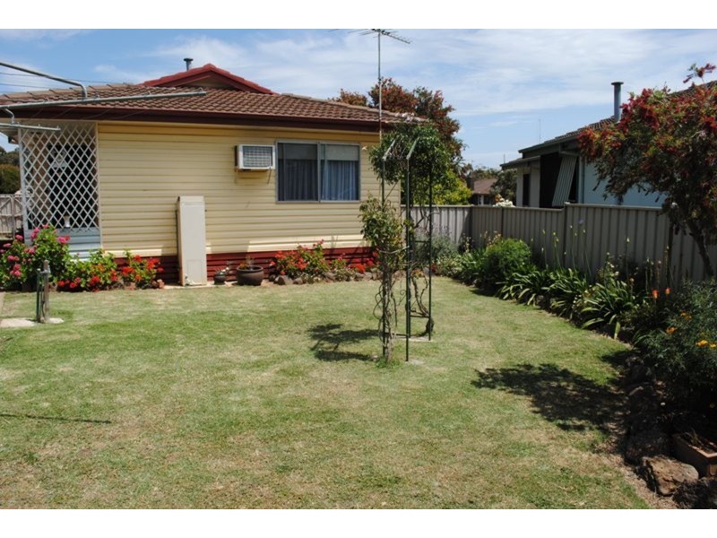 27 Barr Street, Maryborough VIC 3465