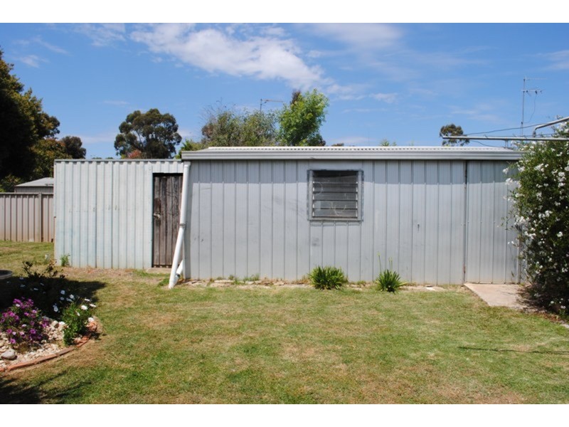 27 Barr Street, Maryborough VIC 3465
