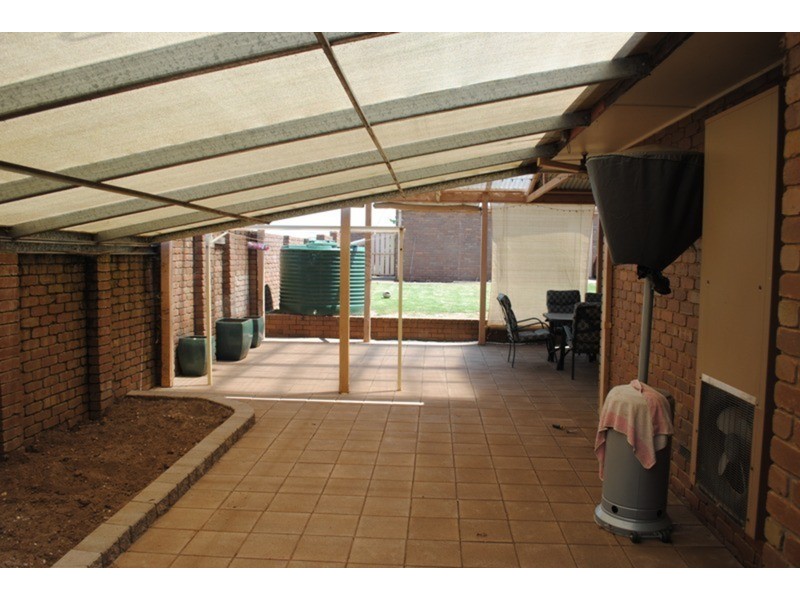 26 Poole Street, Maryborough VIC 3465