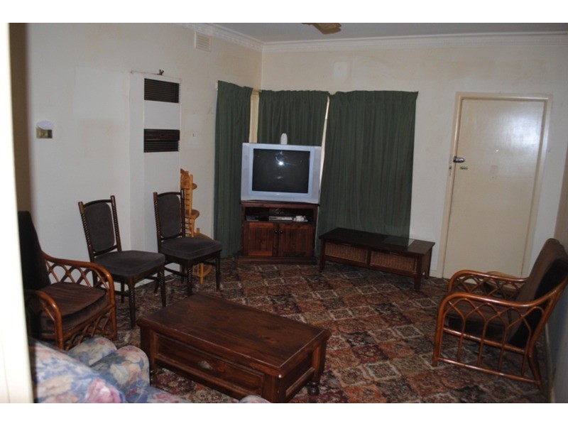 18 Inkerman Street, Maryborough VIC 3465