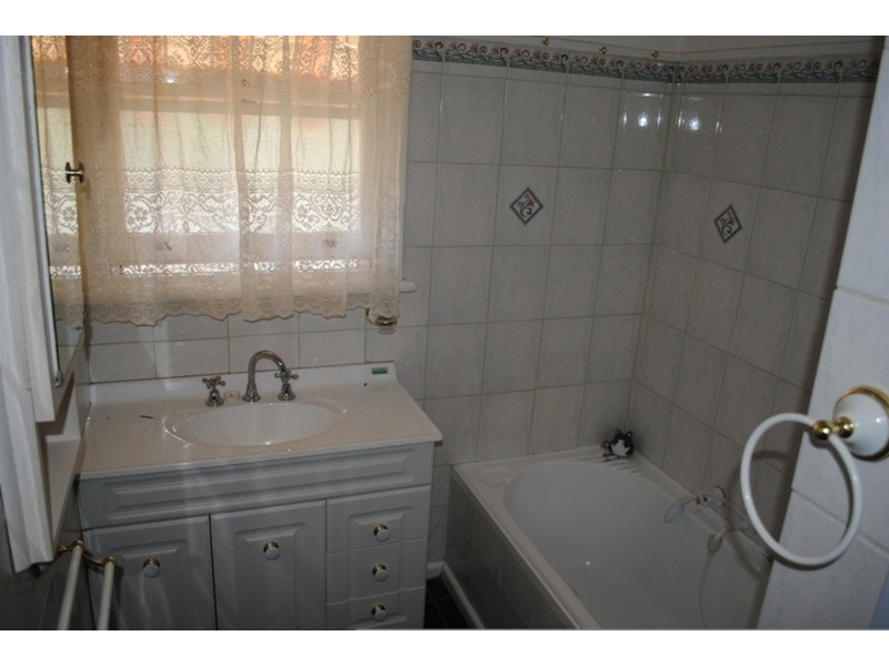 18 Inkerman Street, Maryborough VIC 3465