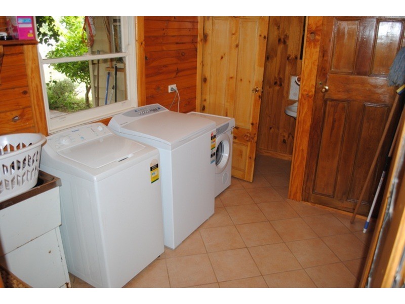 7 Lowenstein Street, Maryborough VIC 3465