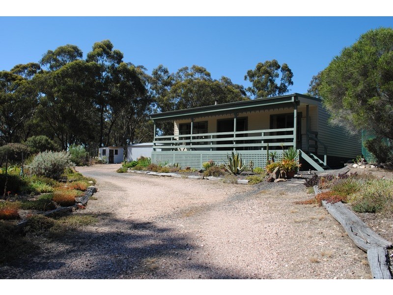 74 Dehnerts  Road, Maryborough VIC 3465