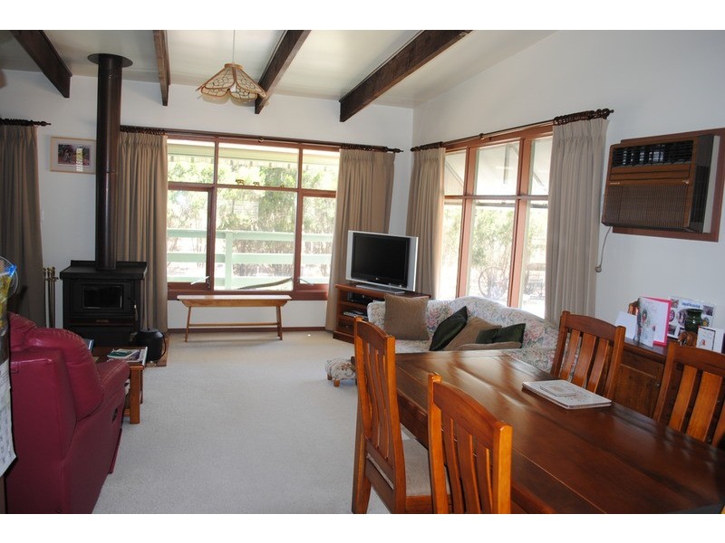 74 Dehnerts  Road, Maryborough VIC 3465