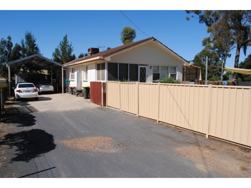 4225 Pyrenees  Highway, Flagstaff VIC 3465
