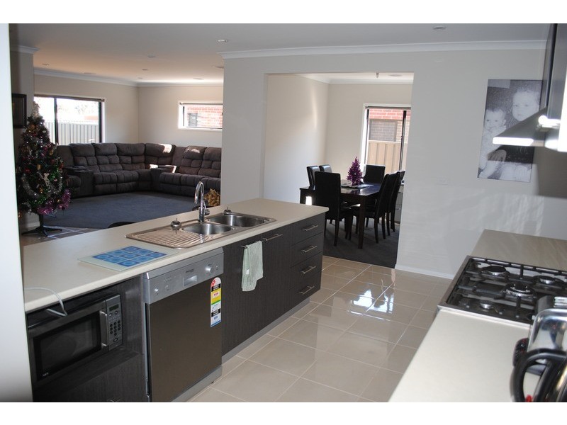 5 Hosken  Street, Maryborough VIC 3465