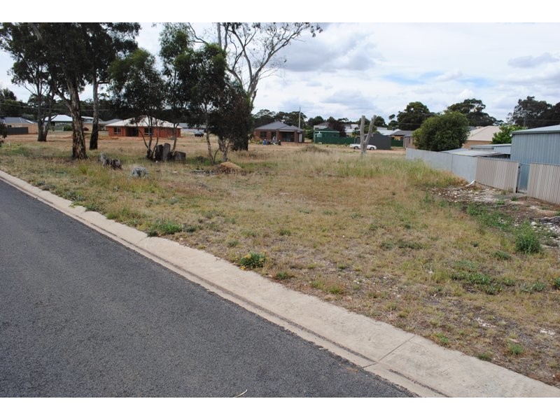 66 Holyrood Street, Maryborough VIC 3465