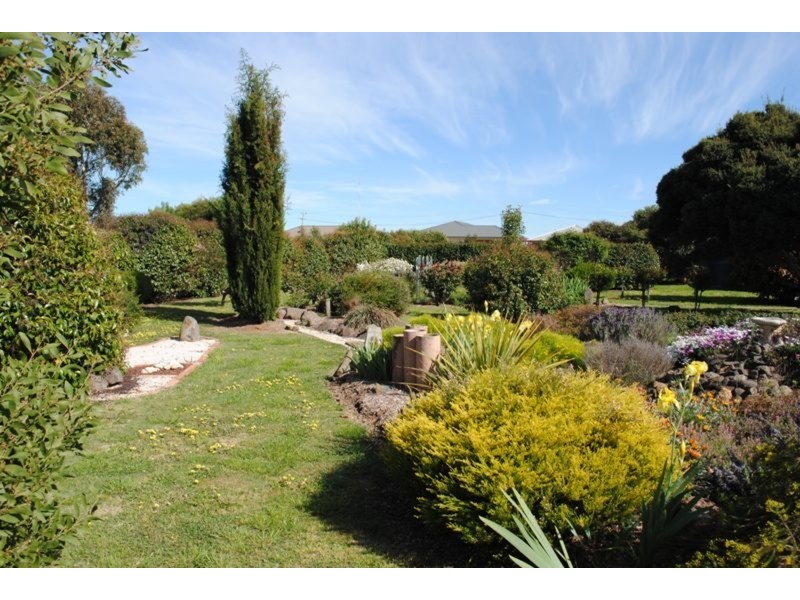 85 Simson  Street, Maryborough VIC 3465