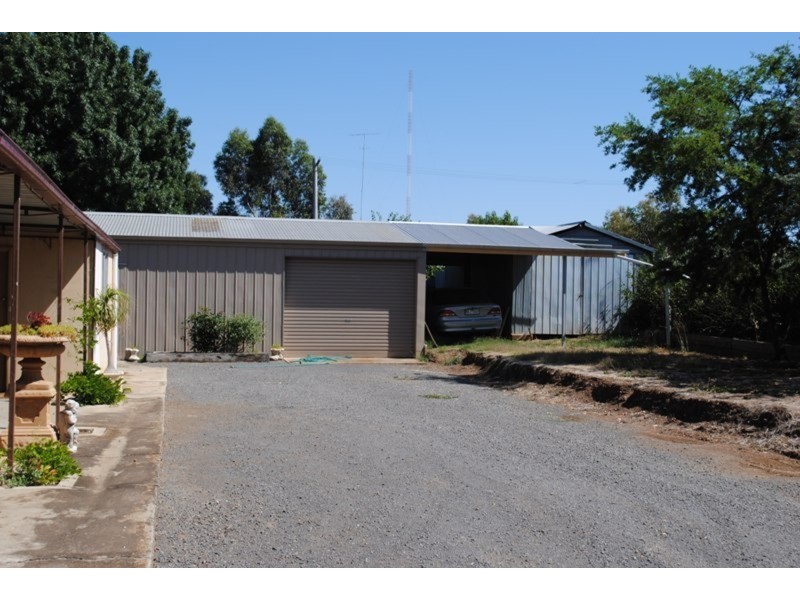 12-14 McCallum Street, Carisbrook VIC 3464