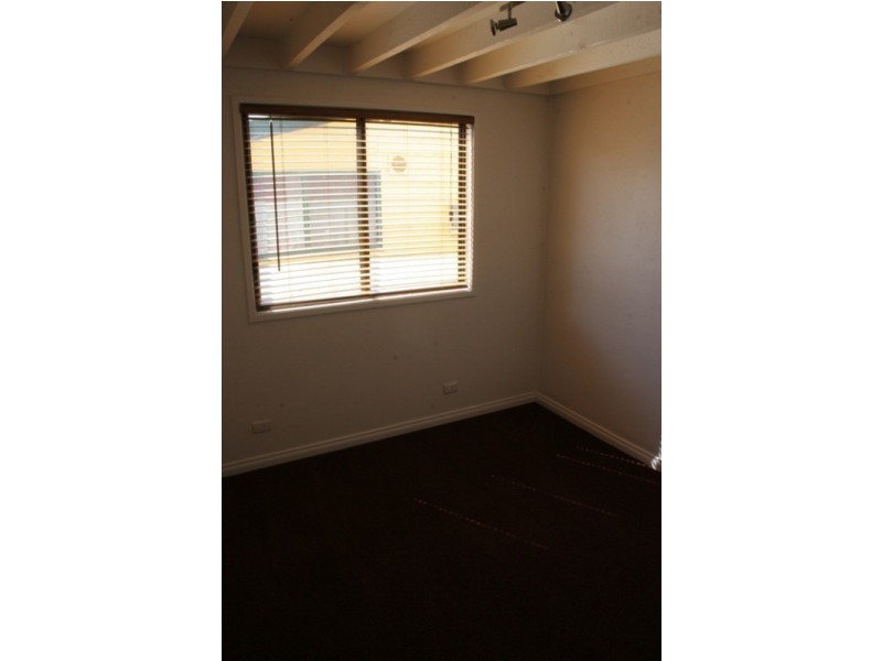 16 Argyle  Road, Maryborough VIC 3465