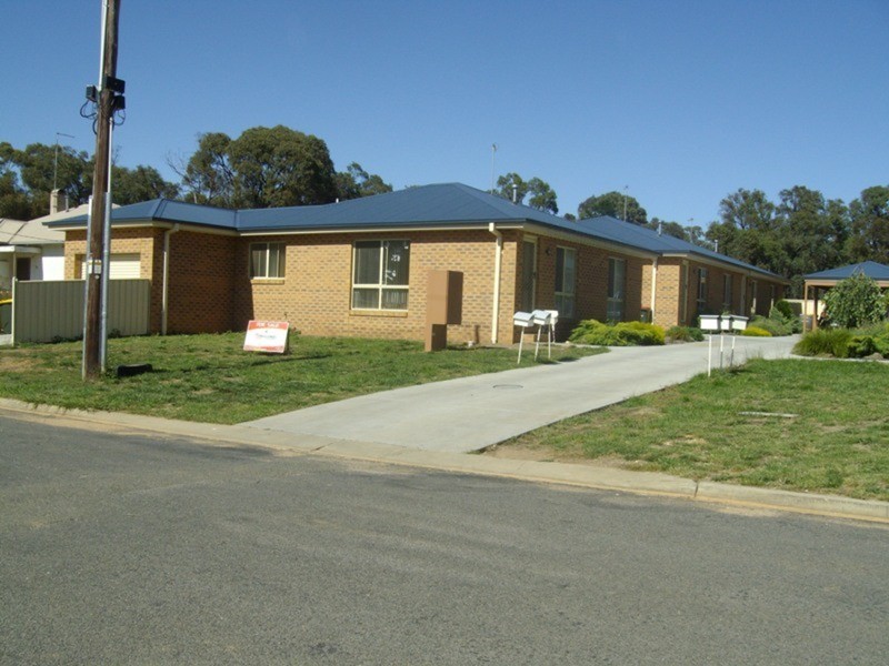 1/6 Brown  Street, Maryborough VIC 3465