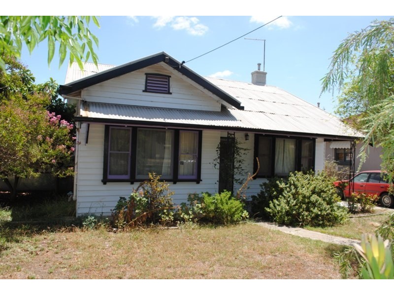 37 Burke Street, Maryborough VIC 3465
