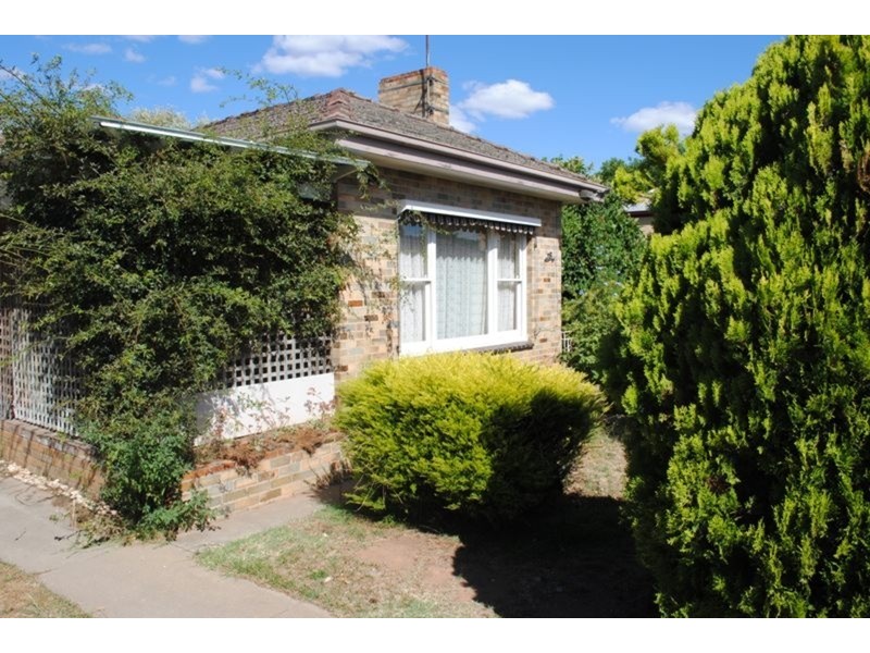 28 Nolan Street, Maryborough VIC 3465