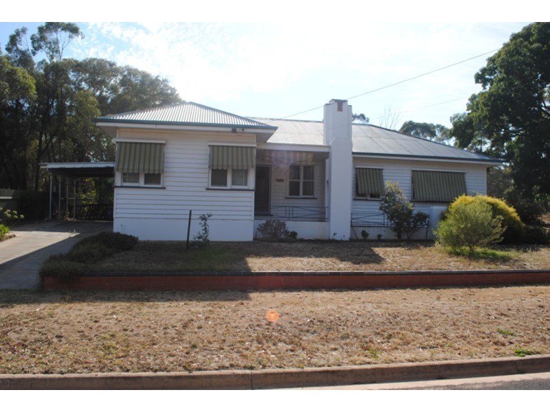 109 Majorca Road, Maryborough VIC 3465