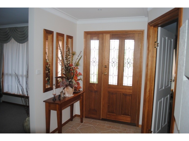 6 Collins Court, Maryborough VIC 3465