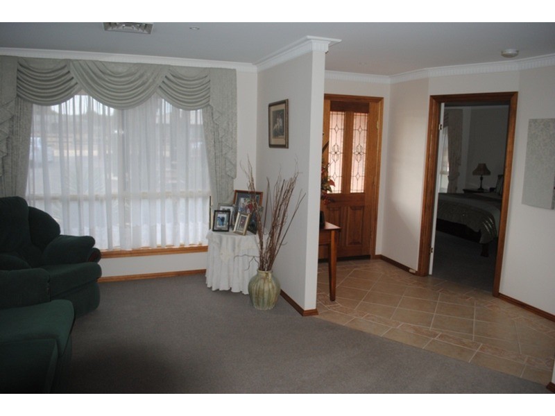 6 Collins Court, Maryborough VIC 3465