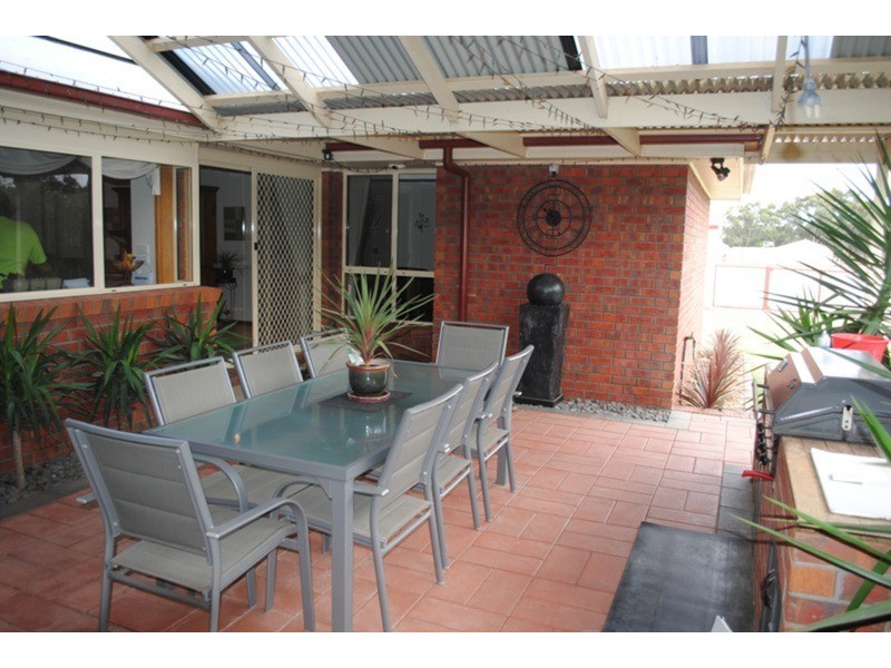 6 Collins Court, Maryborough VIC 3465