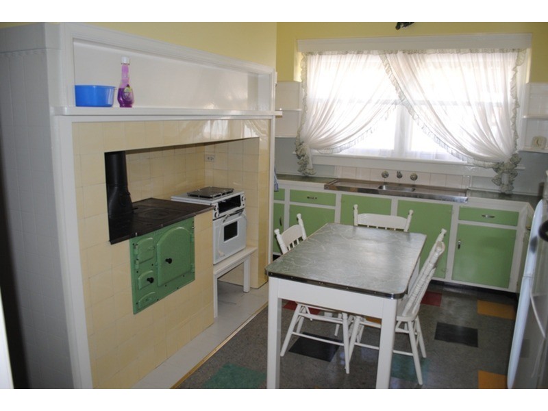 9 Palmerston Street, Maryborough VIC 3465