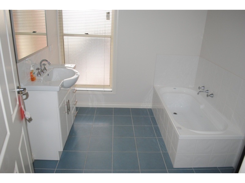 1 Ford Lane, Maryborough VIC 3465