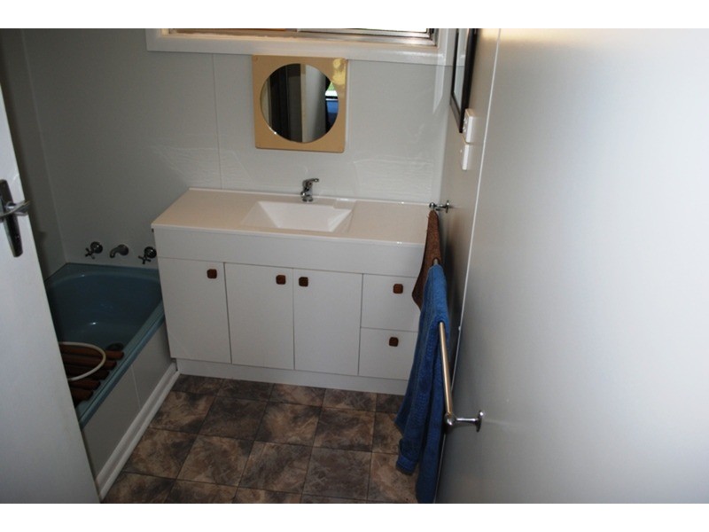 24 Tweedale  Street, Dunolly VIC 3472