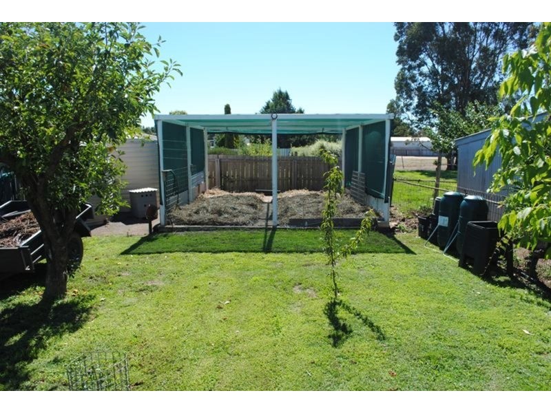 24 Tweedale  Street, Dunolly VIC 3472