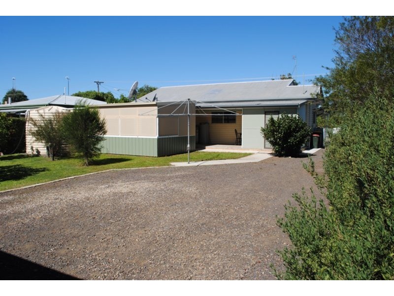 24 Tweedale  Street, Dunolly VIC 3472