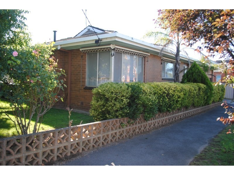 2 Campbell Street, Maryborough VIC 3465