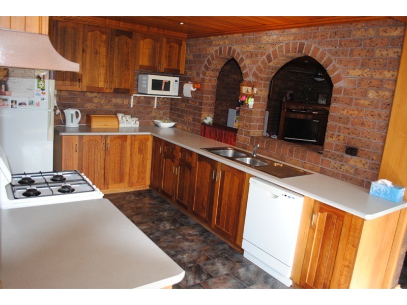 12 Ironbark Drive, Maryborough VIC 3465