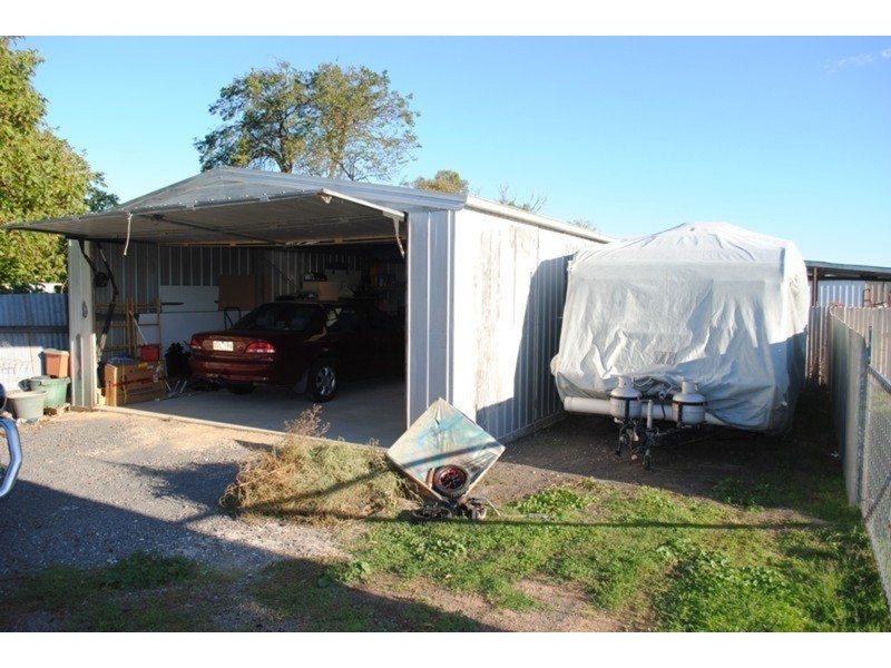 32 Victoria Street, Carisbrook VIC 3464