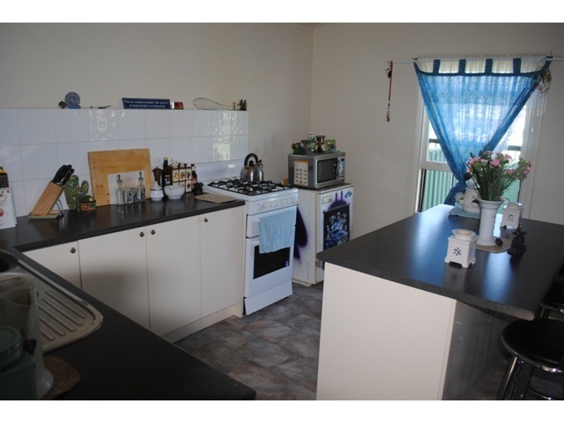 120 Gillies Street, Maryborough VIC 3465