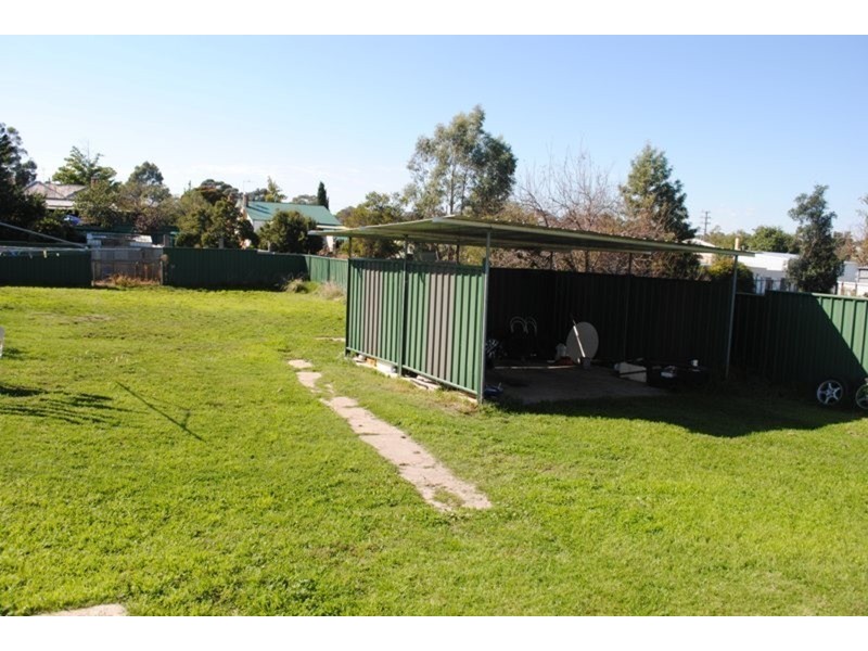 120 Gillies Street, Maryborough VIC 3465