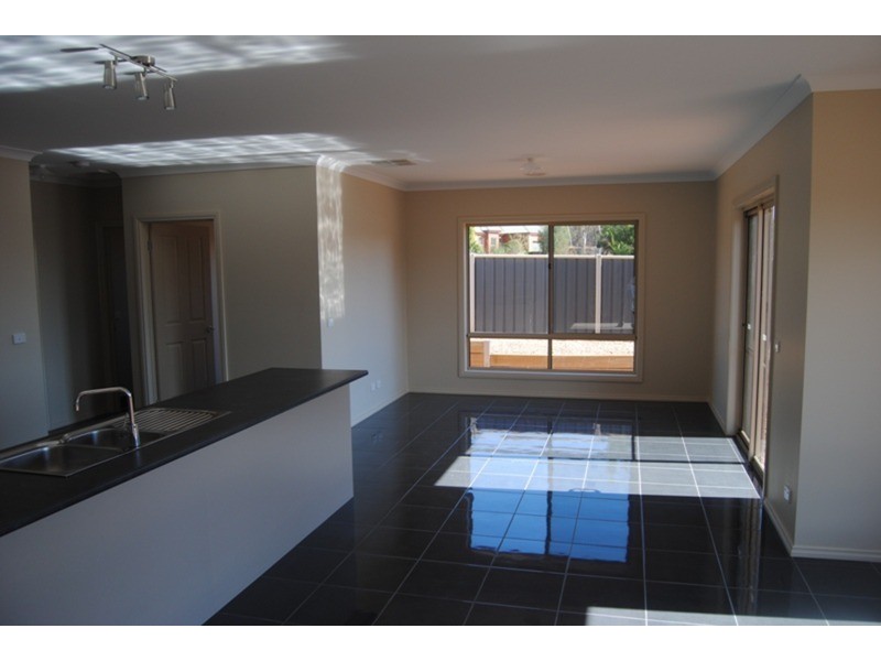 13  Gardiner Court, Maryborough VIC 3465