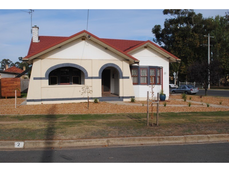 2  Majorca Road, Maryborough VIC 3465