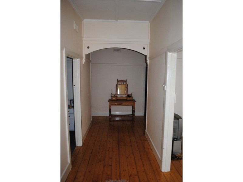 17 Peel Street, Maryborough VIC 3465