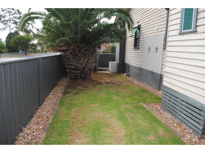 17 Peel Street, Maryborough VIC 3465