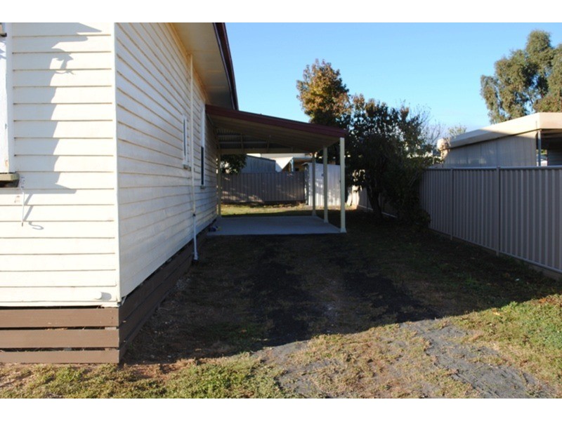 8  Sutton  Road, Maryborough VIC 3465