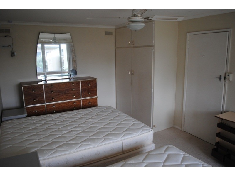 1/9 Holden  Street, Maryborough VIC 3465