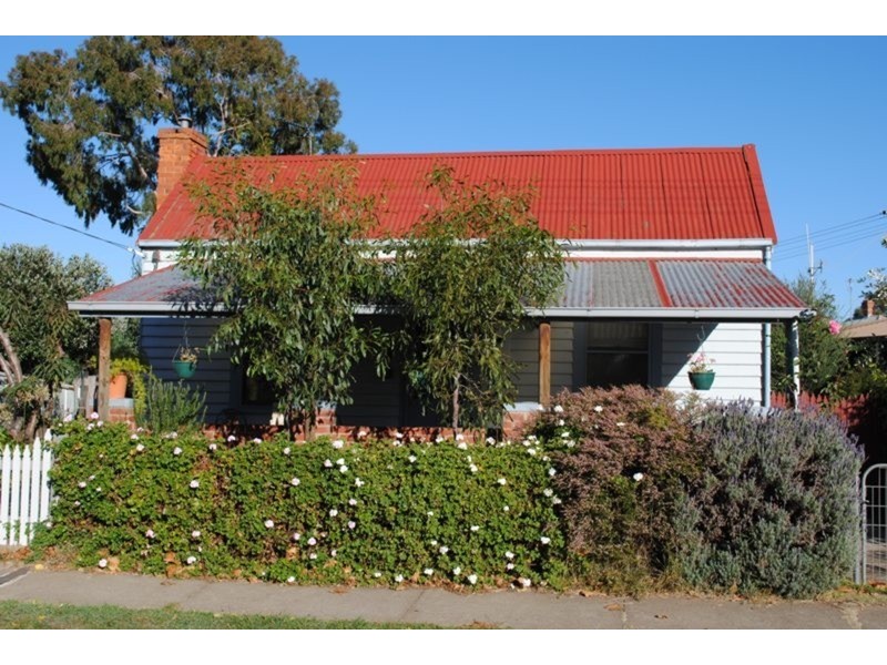 9 Nolan Street, Maryborough VIC 3465