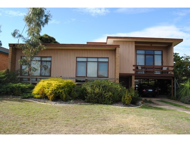 54 Laidman Street, Maryborough VIC 3465