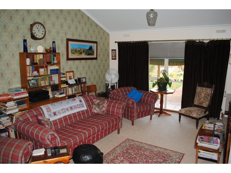 58-60 Laidman  Street, Maryborough VIC 3465