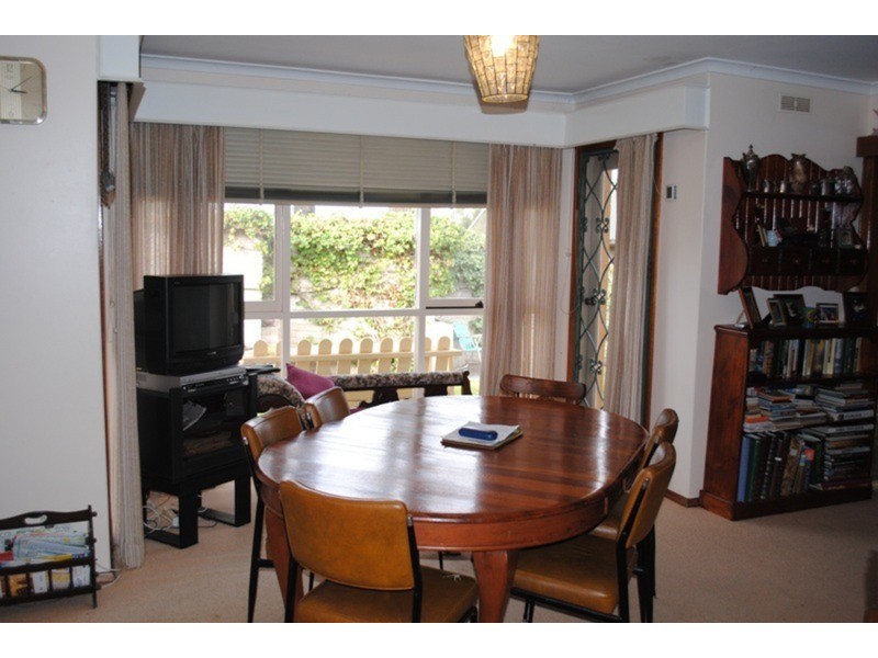 58-60 Laidman  Street, Maryborough VIC 3465