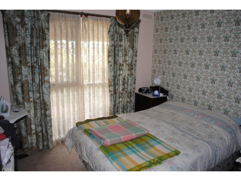 58-60 Laidman  Street, Maryborough VIC 3465