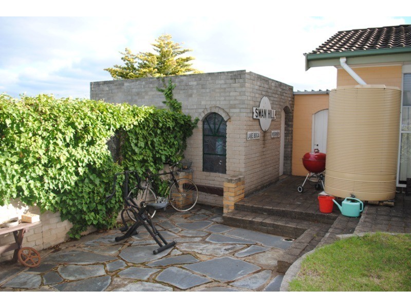 58-60 Laidman  Street, Maryborough VIC 3465