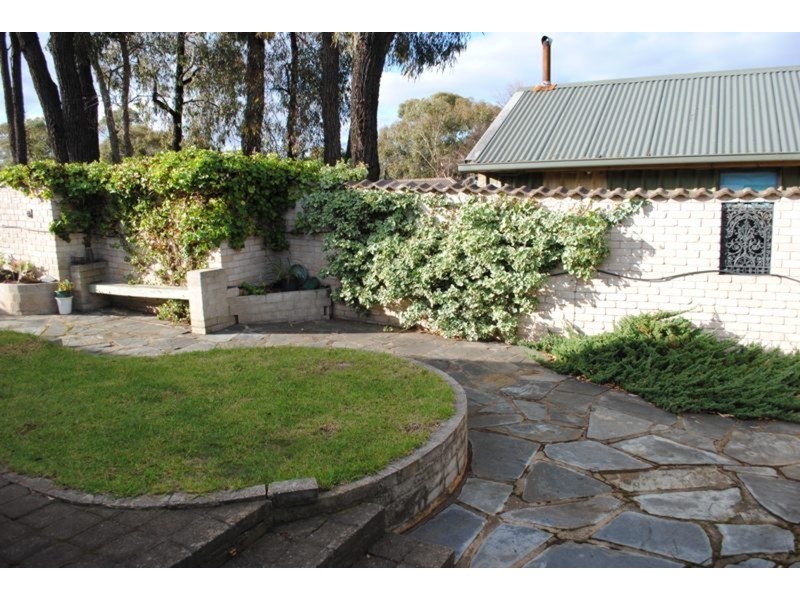 58-60 Laidman  Street, Maryborough VIC 3465