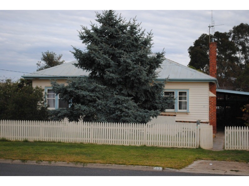15 Napier Street, Maryborough VIC 3465