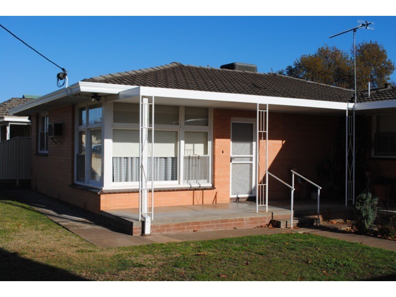 1/57 Napier Street, Maryborough VIC 3465