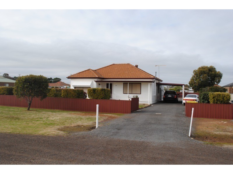 24 Grice Street, Carisbrook VIC 3464